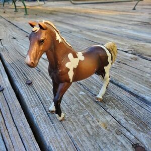Schleich Pinto Paint Stallion Horse D-73527 Brown White 4"x6"